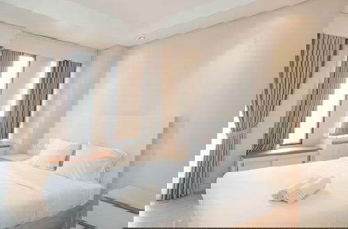 Foto 1 - Good Deal And Restful Studio Kebayoran Icon Apartment