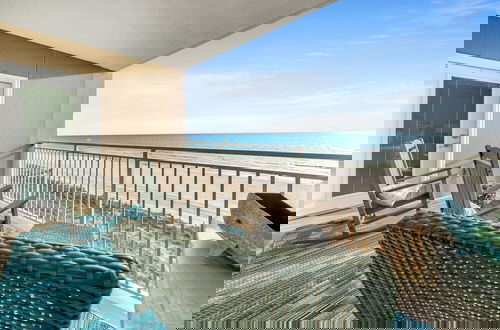Foto 16 - Emerald Beach 431