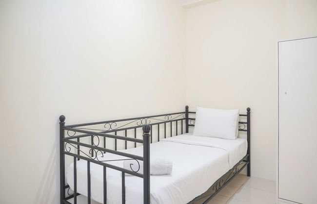 Homey And Comfortable 2Br Tifolia Apartment - Foto 6