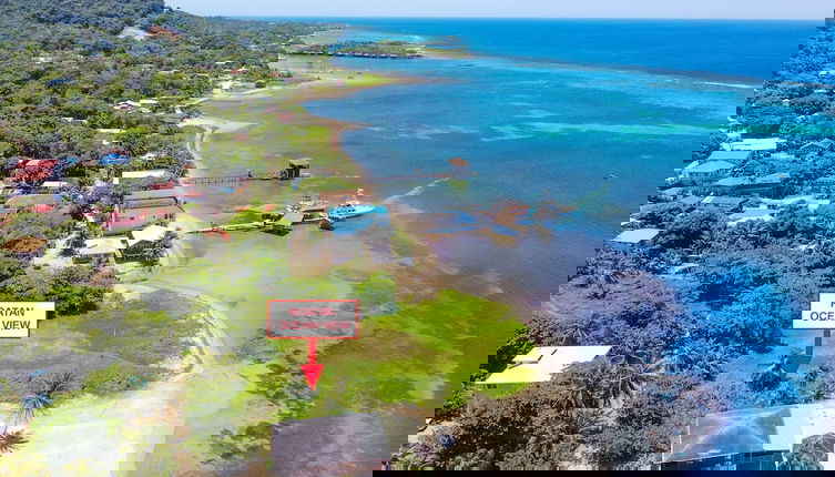 Foto 1 - Roatan Ocean View- 2nd Floor 2 Bedroom Apts by RedAwning