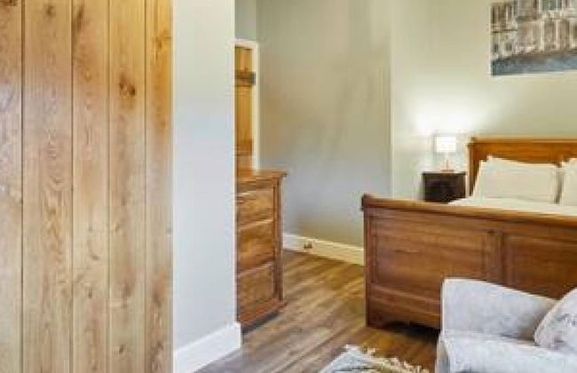 Host Stay Butterfly Cottage - Photo 22
