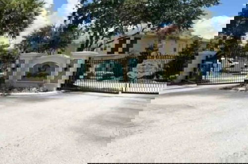 Foto 34 - Amazing Disney Themed Oasis 3br Near Parks 3 Bedroom Townhouse by RedAwning