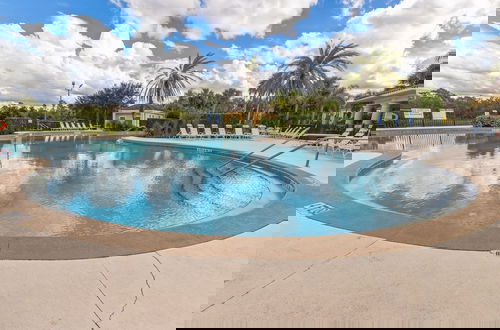 Foto 17 - Brand New Disney Themed Oasis 2br Near Parks 2 Bedroom Townhouse by RedAwning