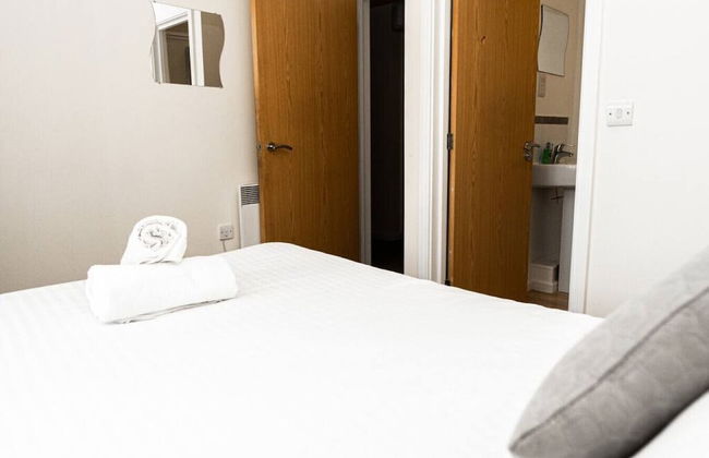 2 Bedroom Apartment Warrington - Foto 12