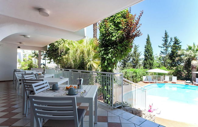 Villa Nice Dream With Pool And Terrace - Photo 1