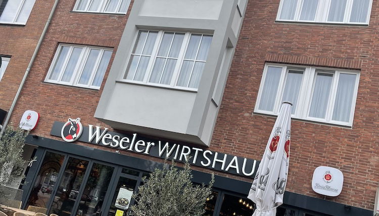 Photo 1 - Weseler Wirtshaus Appartements