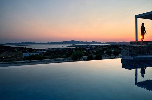 Photo 46 - La Vitalite Luxury Villa Soleil in Paros
