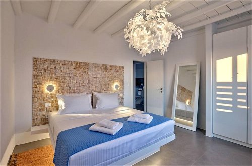 Photo 21 - La Vitalite Luxury Villa Soleil in Paros