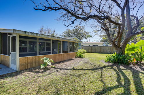 Photo 4 - Vibrant Lakeland Home: 1 Mi to Lake Hollingsworth