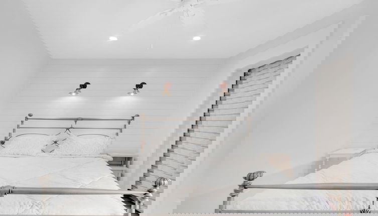 Photo 1 - Sandprints E9- Shoeless Joe