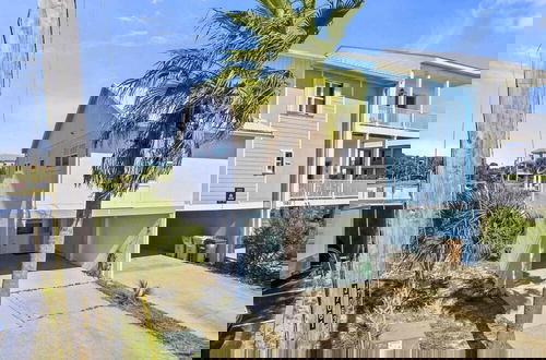 Photo 1 - Island Cottage 1 Bedroom Townhouse by RedAwning