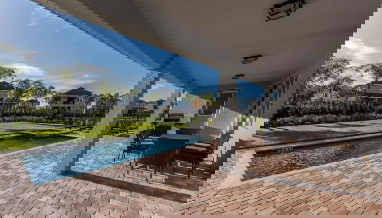 Foto 1 - 9 Bed Pool Home With Game Room Gated Resort 9 Bedroom Home by RedAwning