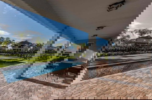 Foto 1 - 9 Bed Pool Home With Game Room Gated Resort 9 Bedroom Home by RedAwning