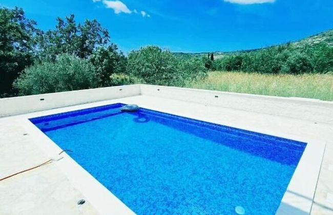 Mia - With Pool - A1 - Foto 17