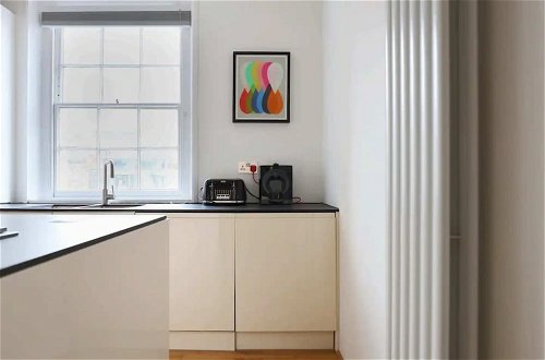 Foto 5 - Luxury 2BD Split-level Penthouse - Pimlico