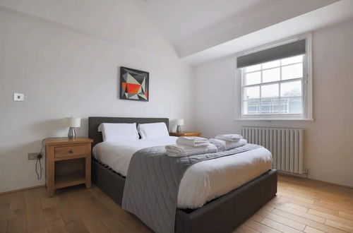 Photo 1 - Luxury 2BD Split-level Penthouse - Pimlico