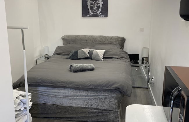 Beautiful 1-bed Studio in Uxbridge, London - Foto 3