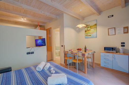 Photo 4 - Blue Apartment Desenzano With Wifi