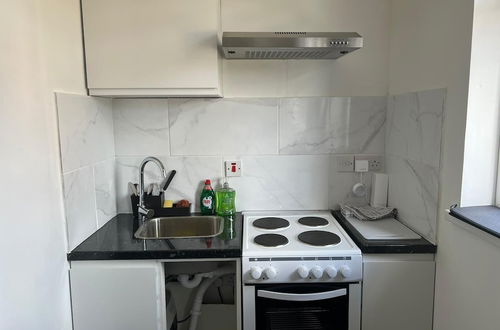 Foto 6 - Remarkable 1-bed Studio Apartment in Redbridge