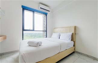 Foto 3 - Homey And Cozy Studio Sky House Alam Sutera Apartment