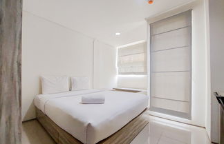 Photo 1 - Fancy And Nice Studio Apartment At Tuscany Residence