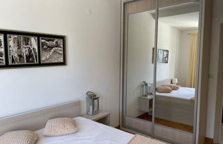 Photo 2 - Impeccable 1-bed Apartment in Morinj