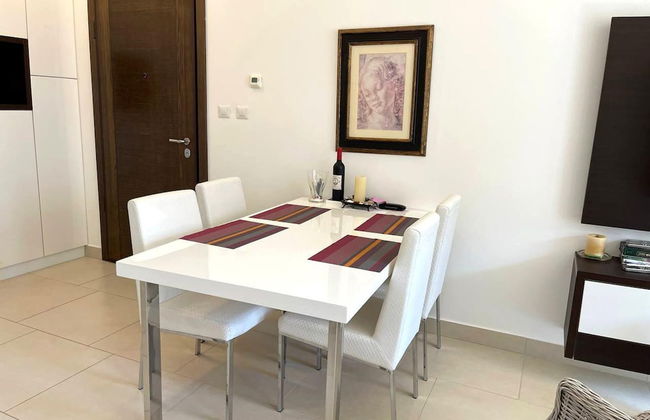 Impeccable 1-bed Apartment in Morinj - Foto 12