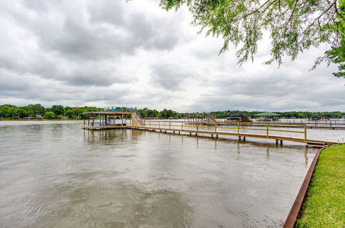 Photo 17 - Lakefront Mabank Home w/ Hot Tub & Dock