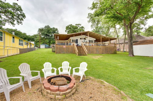 Photo 28 - Lakefront Mabank Home w/ Hot Tub & Dock