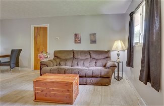 Photo 1 - Cozy Youngstown Apartment w/ Central A/C + Heating
