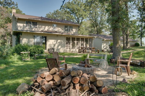 Photo 13 - Charming Villisca Getaway w/ Screened Porch