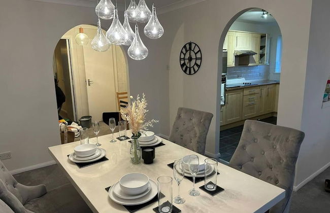 Beautiful 3-bed Apartment in Swansea - Foto 14