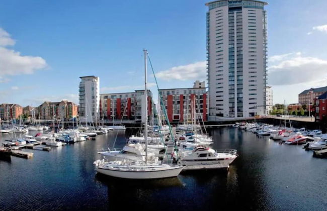 Beautiful 3-bed Apartment in Swansea - Foto 24