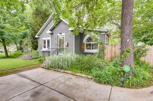 Photo 3 - Whimsical Cottage Near Springfield Art Museum