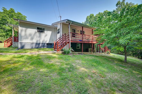 Photo 5 - Rustic Russell Springs Home Near Marina & Lake