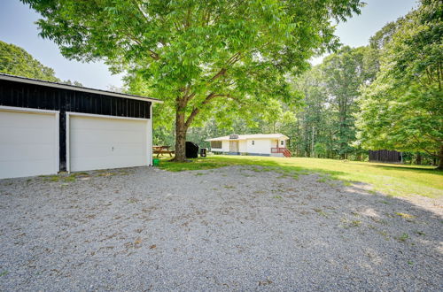 Photo 38 - Rustic Russell Springs Home Near Marina & Lake