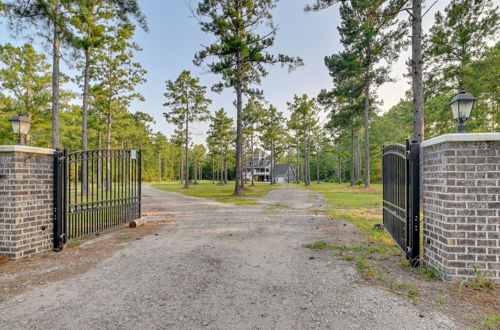 Photo 20 - Expansive Georgetown Home w/ Decks & Fire Pit