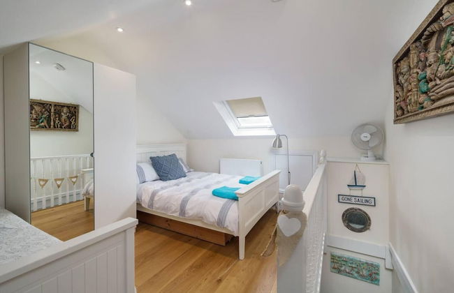 Impeccable 3 bed 2 Bath Central Cowes Cottage - Foto 2