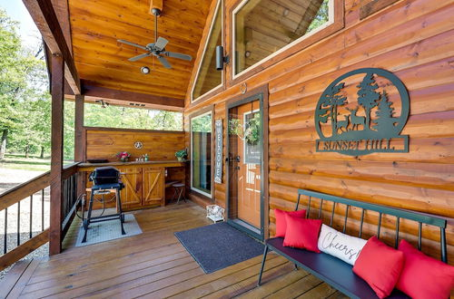 Photo 26 - Cozy Broken Bow Rental Cabin w/ Private Hot Tub