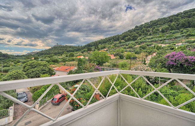 A3 - Luxury apt w big Balcony, 4 min Walk to Beach - Photo 27