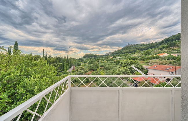 A3 - Luxury apt w big Balcony, 4 min Walk to Beach - Photo 30