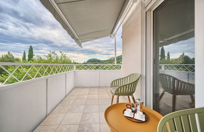 A3 - Luxury apt w big Balcony, 4 min Walk to Beach - Photo 28