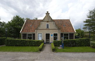 Foto 3 - Comfortable Villa With Garden, Near the Wadden Sea