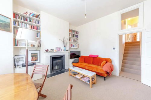 Foto 17 - Bright & Charming 1BD Flat - Clapton