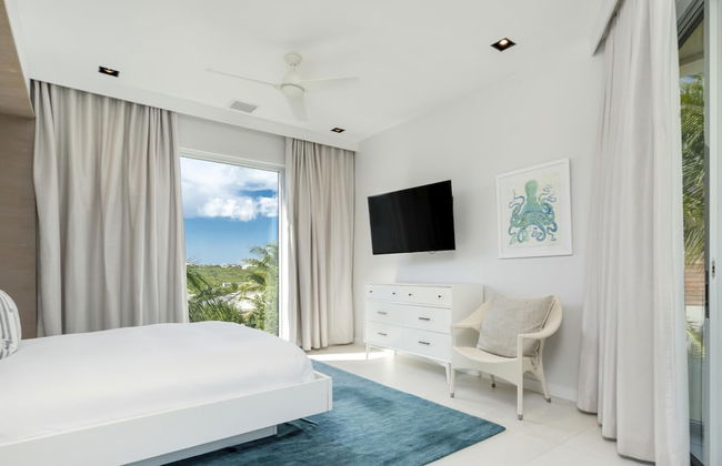 Long Bay Beach Club - Photo 17