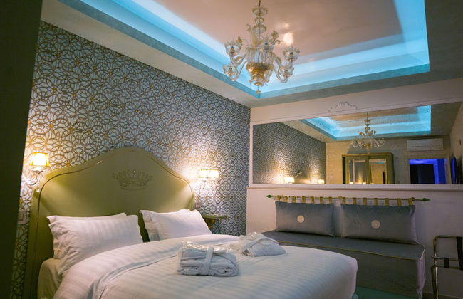 Leucosya Luxury Rooms - Photo 6