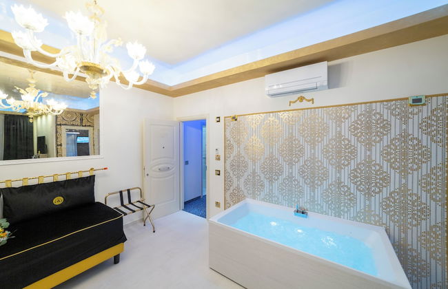 Leucosya Luxury Rooms - Photo 25