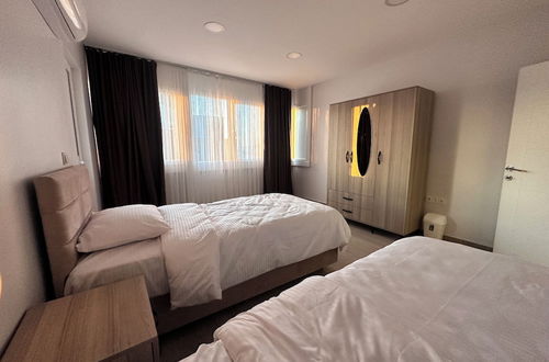 Photo 4 - Lumiera Suites Hotel