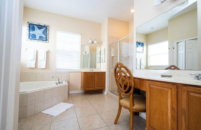 Stunning 5 Bd Home w Pool Close to Disney 7420 - Foto 10