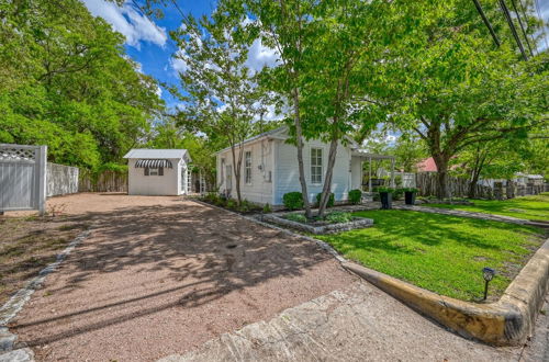 Photo 19 - Charming Cottage Near Main With Patio&firepit